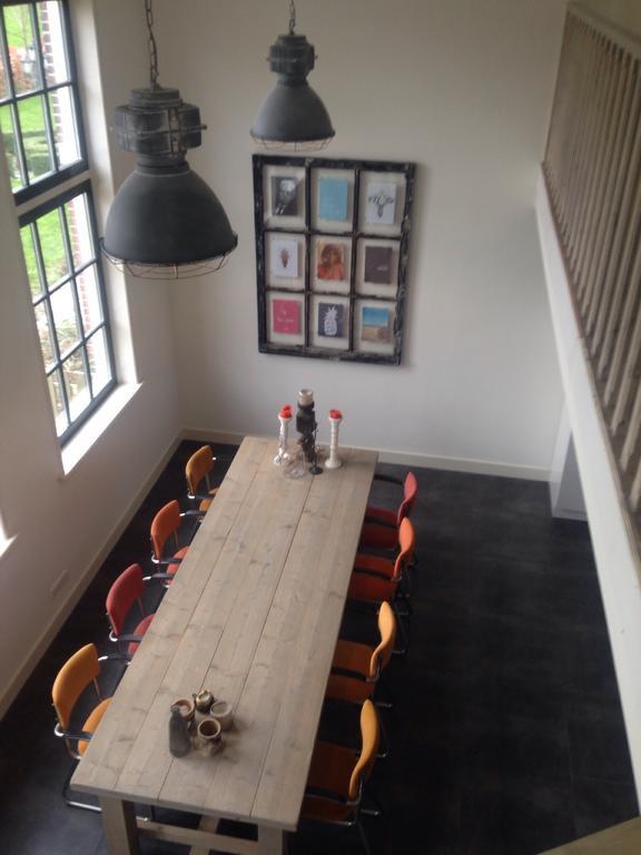 Suite School 15 A Zonnemaire Rum bild